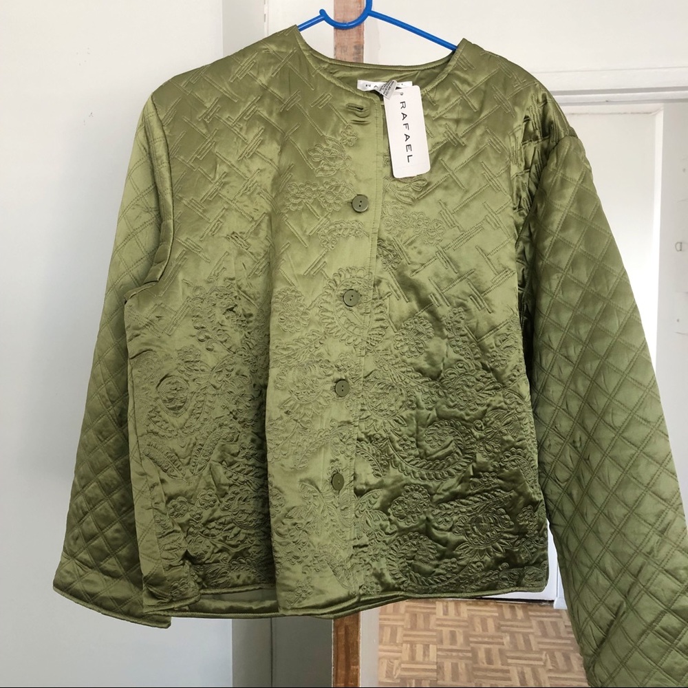 🆕Size L Green Silk Jacket🆕